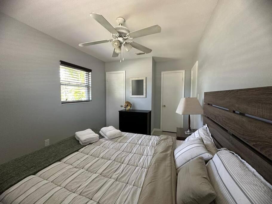 Minutes Away From Beach Holiday home *